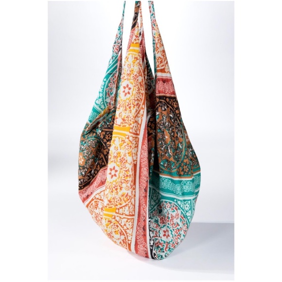 Bohemian Mandala Floral Print Shoulder Bag - Picture 8 of 9
